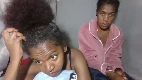 faiqua95 online show from March 24, 8:25 pm