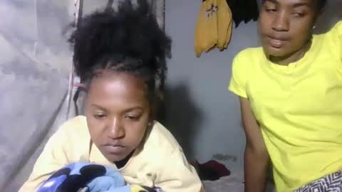 faiqua95 online show from March 20, 7:08 pm