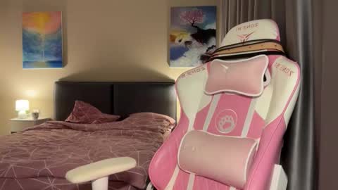 Bloom  online show from September 23, 6:39 pm