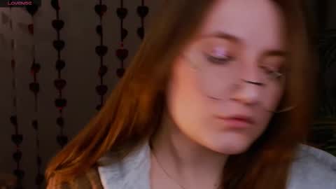 Tara online show from February 10, 2:53 pm