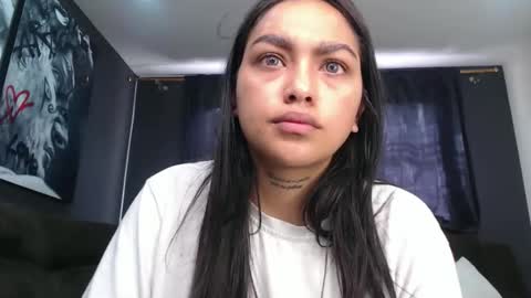 fairylatin online show from December 3, 2:08 pm