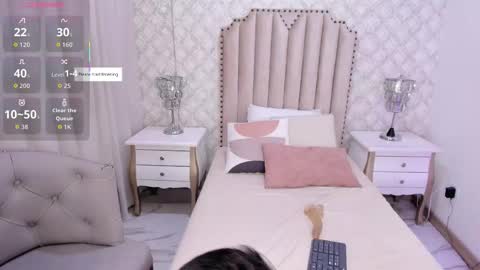 fallon_grey online show from November 28, 7:39 pm