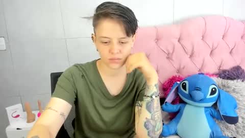 FANNY online show from November 12, 2:31 am