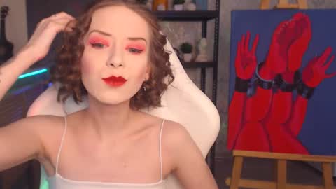 Fascinating   Eyes online show from October 27, 7:19 pm