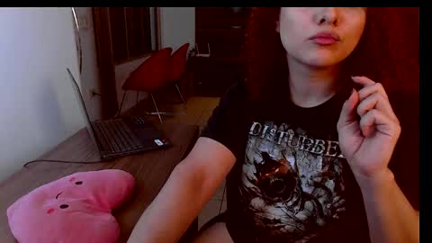 Diane New profile  online show from December 16, 9:53 pm