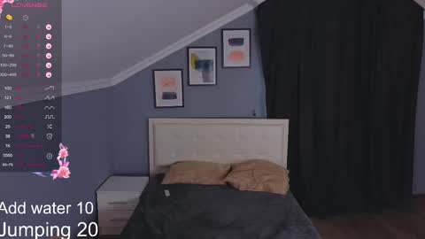 Milena online show from November 21, 10:17 am