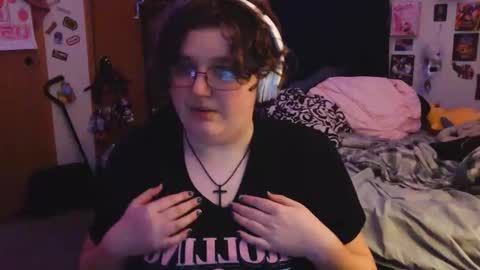 femcelsam online show from April 8, 4:03 am