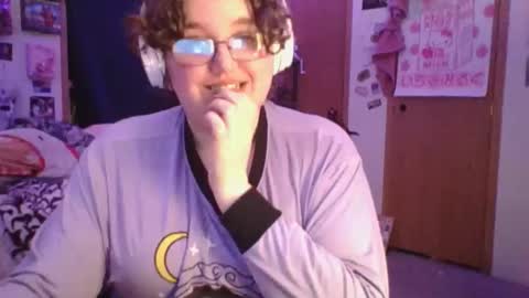 femcelsam online show from April 6, 4:46 am