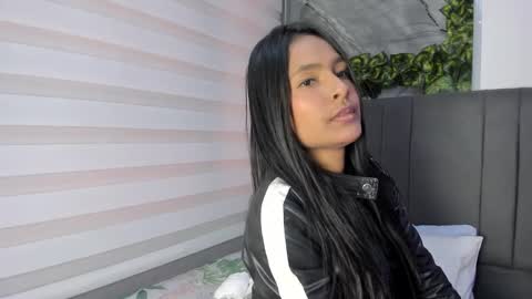 fernanda_liie_ online show from December 17, 12:42 pm