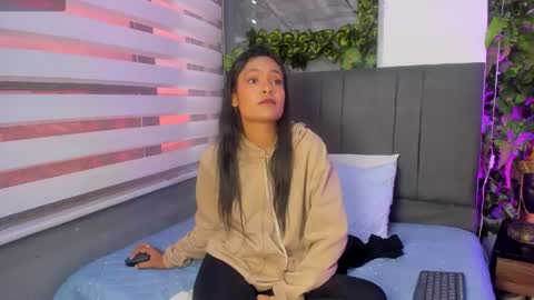 fernanda_liie_ online show from November 10, 12:44 pm