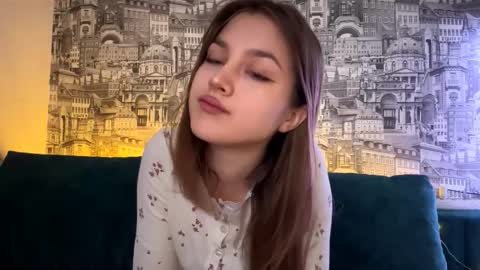 Alice online show from September 12, 2:57 pm