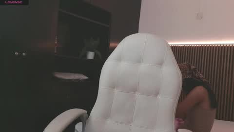 Freyja  online show from March 5, 9:43 pm