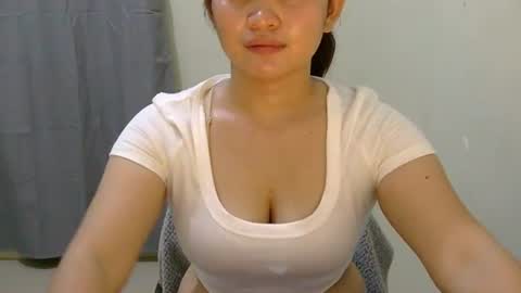 fhwilloughbyxx online show from June 25, 9:57 am