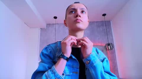   online show from October 23, 11:49 am