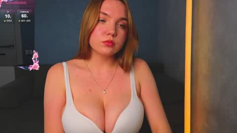 Rebecca online show from March 26, 5:04 pm