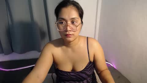 Snapshot of filipina_jess chatting on October 2, 2:05 am filipina_jess online show from October 2, 2:05 am