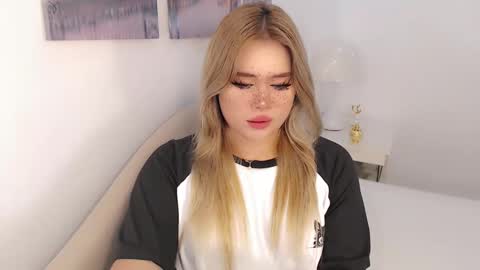 Snapshot of filipina_slutty69xxx chatting on October 15, 1:41 am Angela DONT FORGET TO FOLLOW AND GIVE ME APPRECIATION online show from October 15, 1:41 am