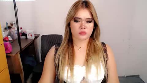 Snapshot of filipina_slutty69xxx chatting on September 24, 2:10 am Angela DONT FORGET TO FOLLOW AND GIVE ME APPRECIATION online show from September 24, 2:10 am