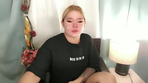 Snapshot of filipina_slutty69xxx chatting on December 2, 7:10 am Angela DONT FORGET TO FOLLOW AND GIVE ME APPRECIATION online show from December 2, 7:10 am