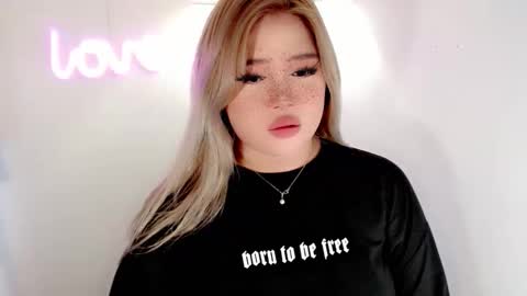 Snapshot of filipina_slutty69xxx chatting on October 11, 2:49 am Angela DONT FORGET TO FOLLOW AND GIVE ME APPRECIATION online show from October 11, 2:49 am