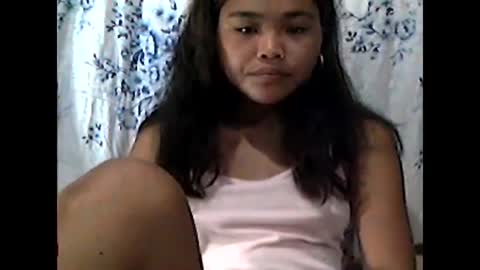 filipinagirl_18 online show from April 14, 9:48 pm