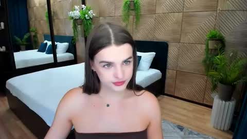 Snapshot of finalaccord chatting on September 12, 10:13 am Amanda online show from September 12, 10:13 am