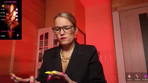 Lady online show from December 1, 12:58 am