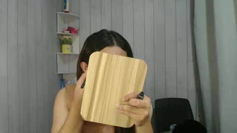 fionaraya online show from March 11, 9:13 am
