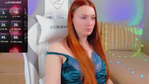 Snapshot of flamystar chatting on October 4, 4:29 am Yana online show from October 4, 4:29 am