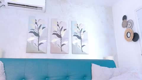 Flavia online show from March 26, 1:02 pm