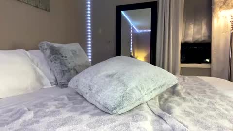 Roxy online show from February 21, 3:56 am