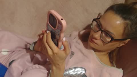 say meow and send tip  online show from October 14, 5:04 pm