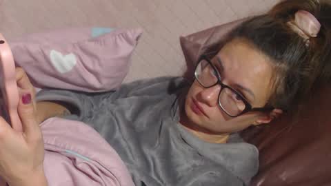 say meow and send tip  online show from November 18, 1:17 am