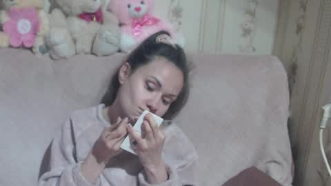 say meow and send tip  online show from April 13, 3:46 pm