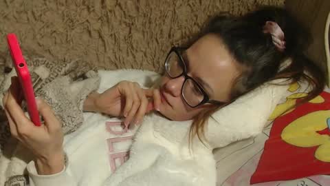 say meow and send tip  online show from January 16, 6:27 pm