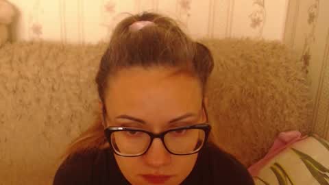 say meow and send tip  online show from September 20, 10:24 am