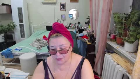 Flowerlower online show from March 19, 6:23 pm