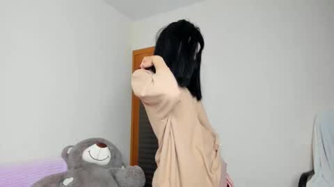 Flower online show from October 1, 2:55 pm