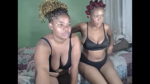 flowersaltry online show from April 14, 4:29 pm