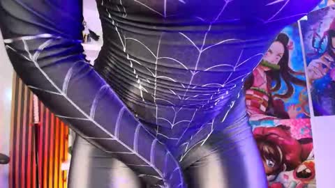  FLUFFY BUBBLE  online show from October 27, 5:58 am