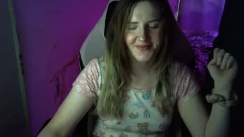 Flux online show from April 6, 3:46 pm