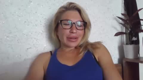 fox_red_lady7 online show from September 27, 8:10 am