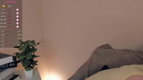 Eva online show from December 13, 7:53 pm