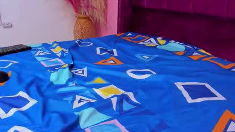 foxyhillx online show from January 10, 8:35 pm