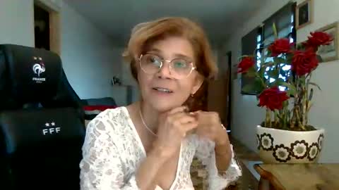 francelune online show from September 17, 1:20 pm