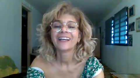 francelune online show from October 4, 1:17 pm