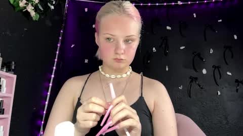 Liza online show from April 12, 8:22 pm