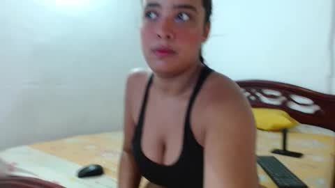 Snapshot of francii_m chatting on September 9, 12:38 pm Francii online show from September 9, 12:38 pm