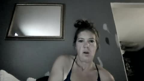 freaky1619 online show from August 8, 2:52 am