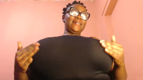 Kimmy online show from July 21, 2:29 pm